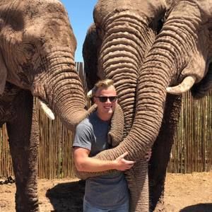 Meet your Posher, Dean